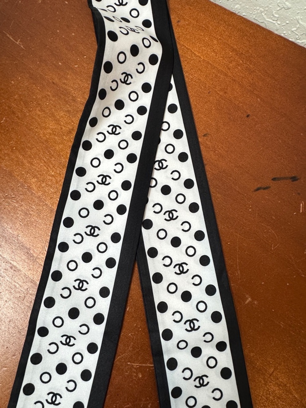 black n white silk Scarf